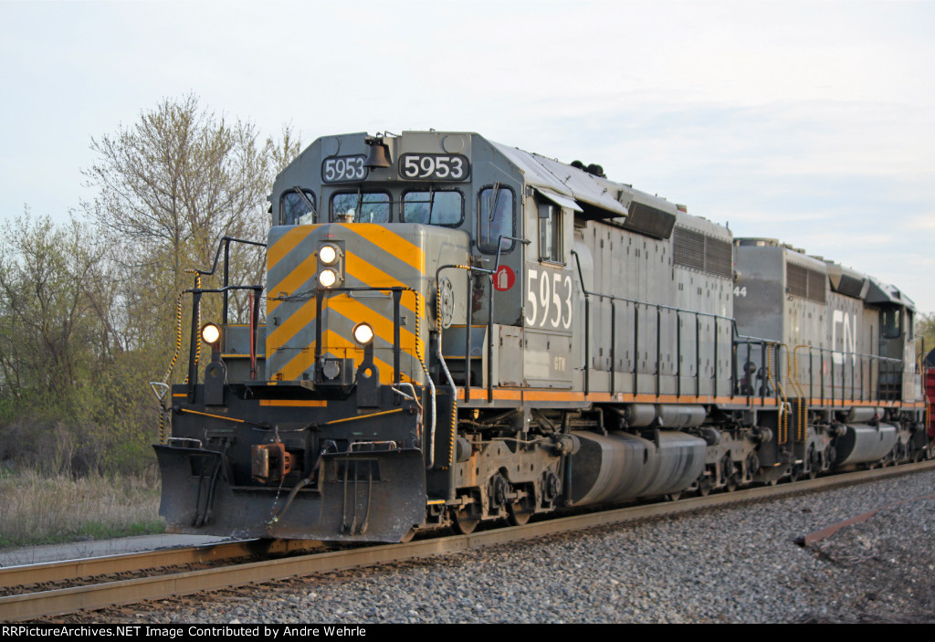 GTW 5953 and 5944 approaching Green Road in the late evening light